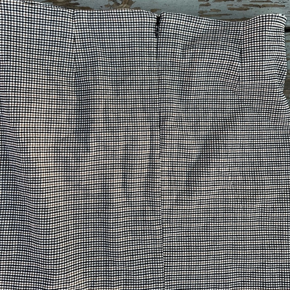 Shinestar mini skirt size large with zipper enclosure - Picture 6 of 6